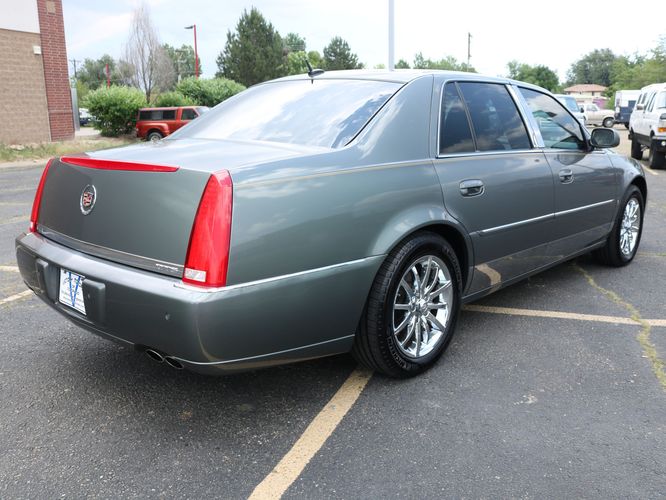 2007 Cadillac DTS PREMIUM | Victory Motors of Colorado