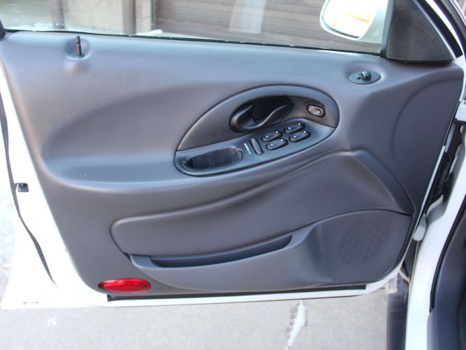 1999 Ford Taurus SE | Victory Motors of Colorado