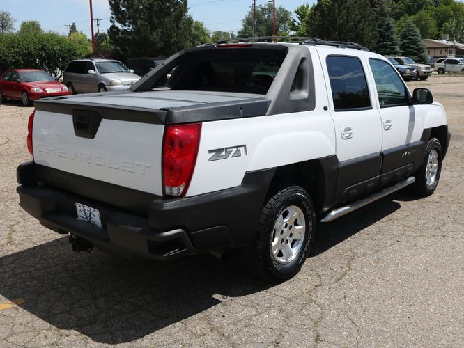 2006 Chevrolet Avalanche LT Z71 | Victory Motors of Colorado