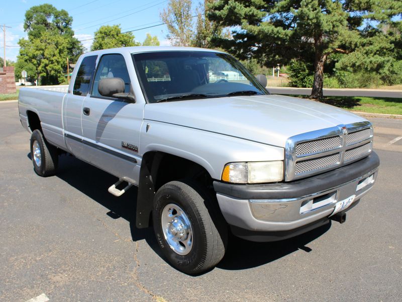 2001 Dodge Ram 2500 Photos