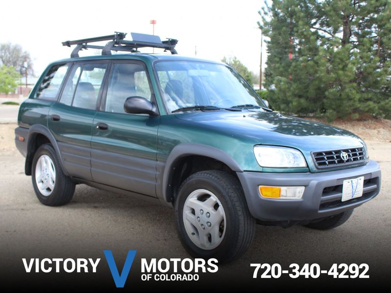 1999 Toyota RAV4 Photos